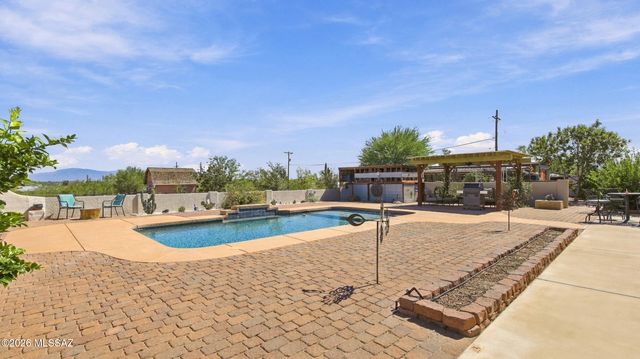 4520 N Calle Cadenza, Tucson, AZ 85745