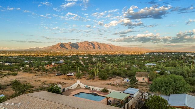 4520 N Calle Cadenza, Tucson, AZ 85745