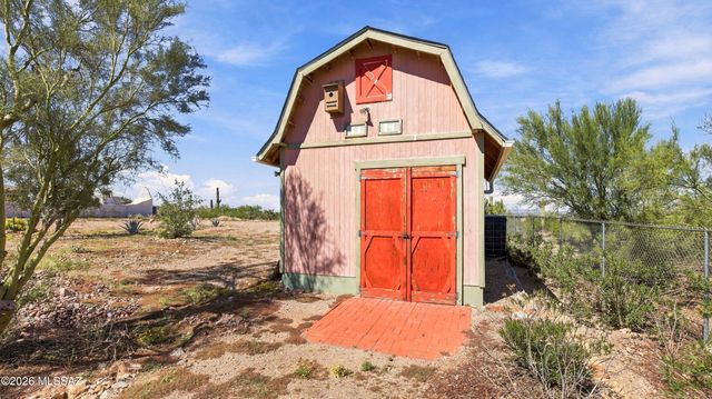 4520 N Calle Cadenza, Tucson, AZ 85745
