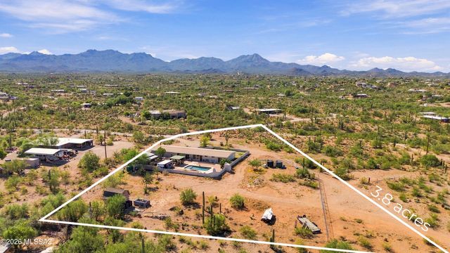 4520 N Calle Cadenza, Tucson, AZ 85745