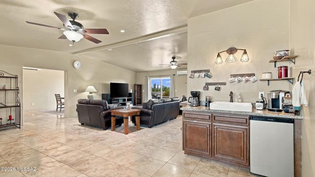 4520 N Calle Cadenza, Tucson, AZ 85745