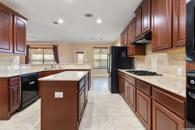 1103 Coronado Cv, San Antonio, TX 78260