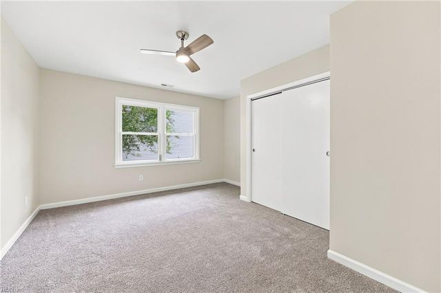 847 Weyanoke LN, Newport News, VA 23608