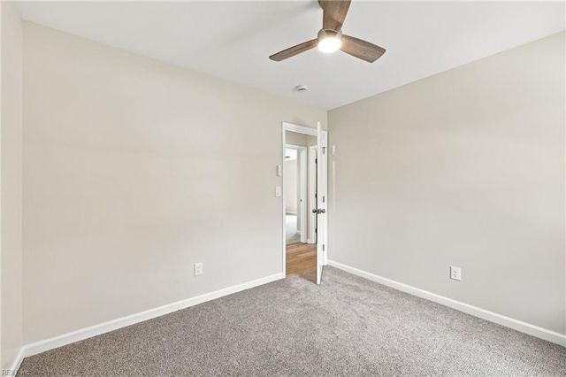 847 Weyanoke LN, Newport News, VA 23608