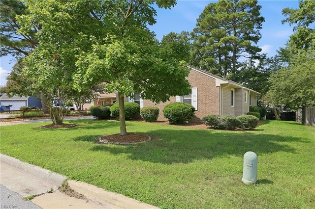 847 Weyanoke LN, Newport News, VA 23608