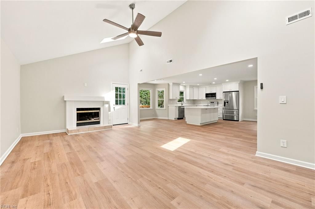 847 Weyanoke LN, Newport News, VA 23608