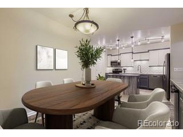 9836 W Freiburg Dr 4-B, Littleton, CO 80127