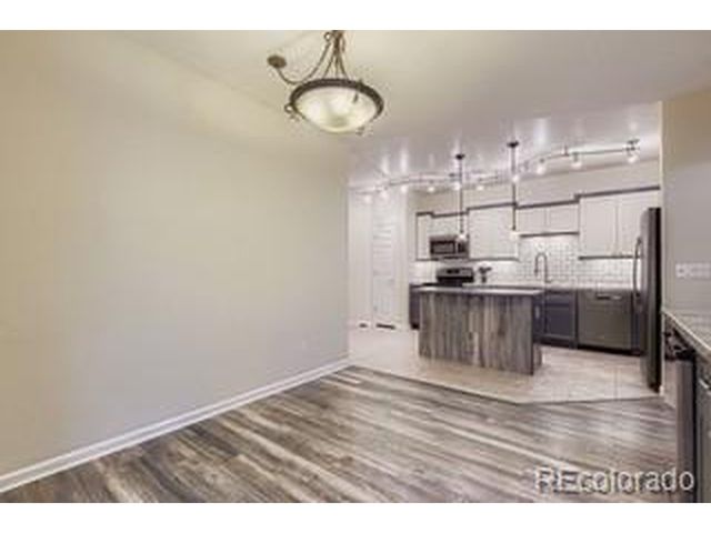 9836 W Freiburg Dr 4-B, Littleton, CO 80127