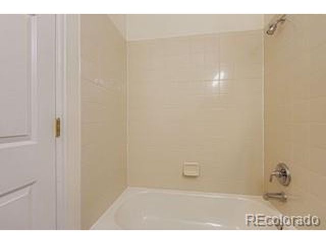 9836 W Freiburg Dr 4-B, Littleton, CO 80127