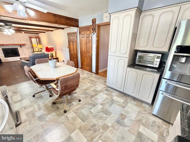 460 STATION RD, Roebling, NJ 08554