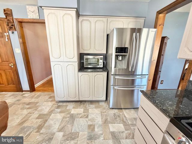 460 STATION RD, Roebling, NJ 08554