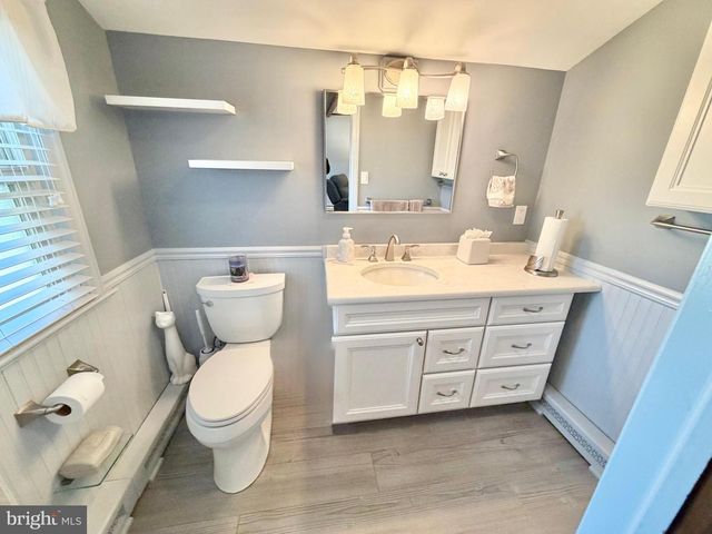 460 STATION RD, Roebling, NJ 08554