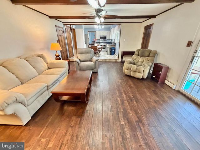 460 STATION RD, Roebling, NJ 08554