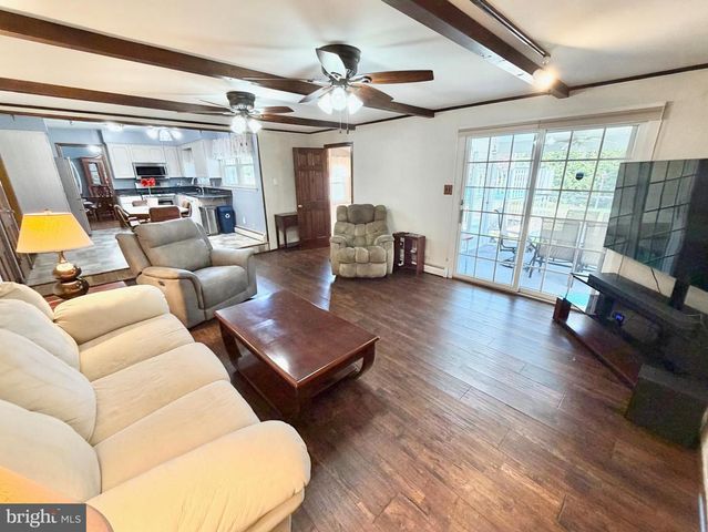460 STATION RD, Roebling, NJ 08554