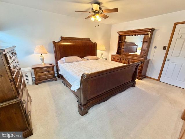 460 STATION RD, Roebling, NJ 08554
