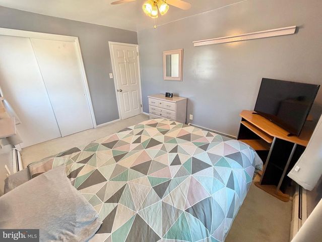 460 STATION RD, Roebling, NJ 08554