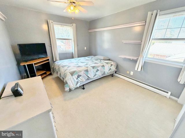 460 STATION RD, Roebling, NJ 08554