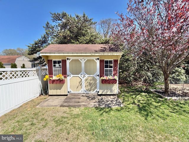 460 STATION RD, Roebling, NJ 08554