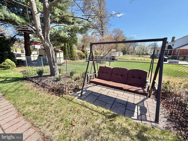 460 STATION RD, Roebling, NJ 08554