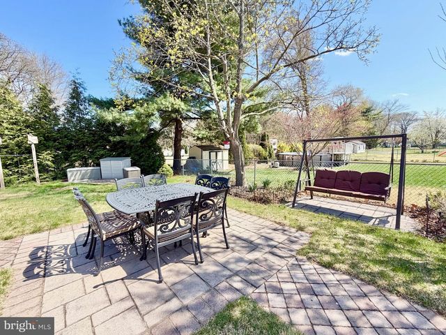 460 STATION RD, Roebling, NJ 08554