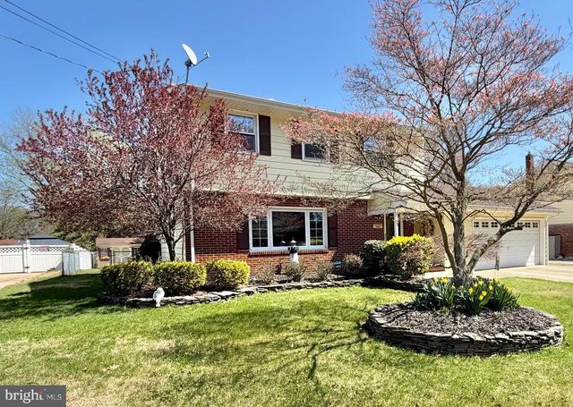 460 STATION RD, Roebling, NJ 08554