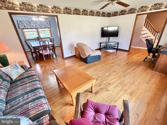 460 STATION RD, Roebling, NJ 08554