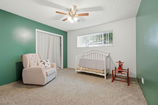 289 W Cypress Avenue, Reedley, CA 93654