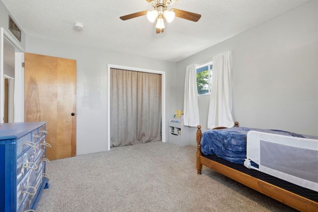 289 W Cypress Avenue, Reedley, CA 93654