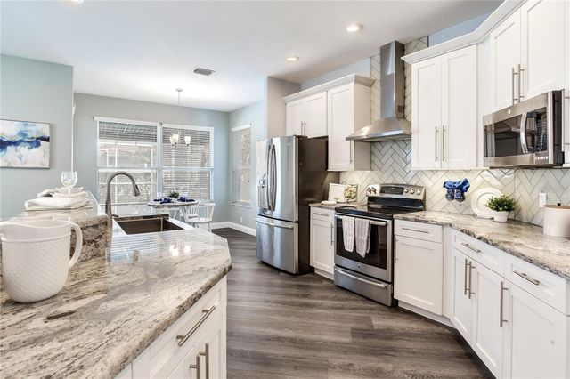 517 HARBOR GROVE CIRCLE, Safety Harbor, FL 34695