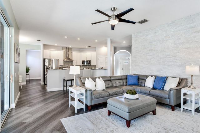 517 HARBOR GROVE CIRCLE, Safety Harbor, FL 34695