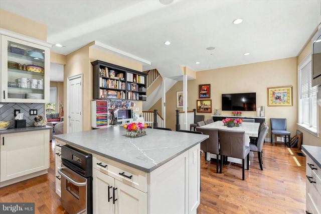 212 GASKILL ST, Philadelphia, PA 19147