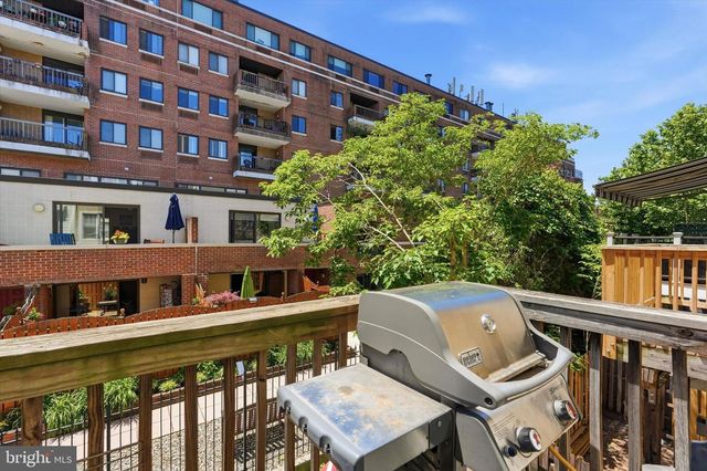 212 GASKILL ST, Philadelphia, PA 19147