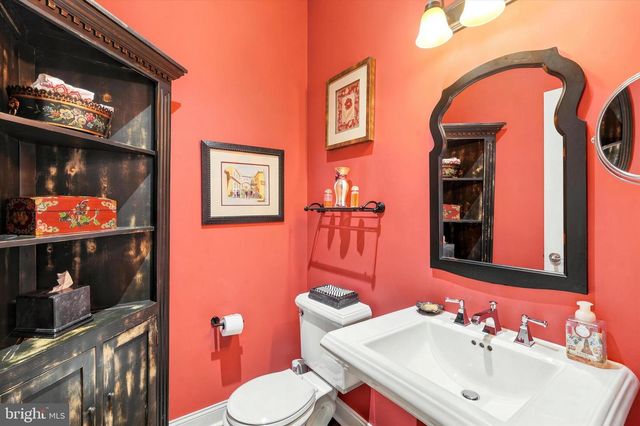212 GASKILL ST, Philadelphia, PA 19147