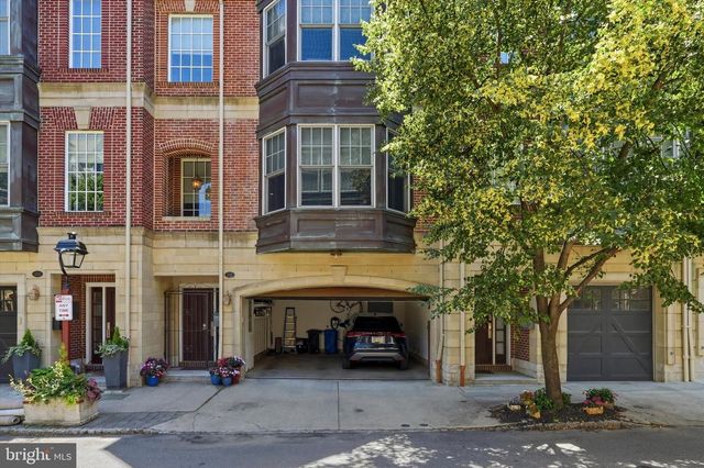 212 GASKILL ST, Philadelphia, PA 19147
