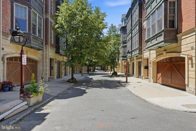 212 GASKILL ST, Philadelphia, PA 19147
