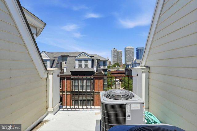 212 GASKILL ST, Philadelphia, PA 19147