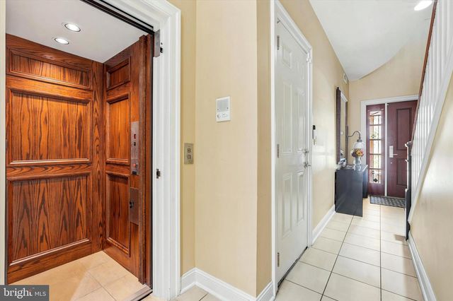 212 GASKILL ST, Philadelphia, PA 19147