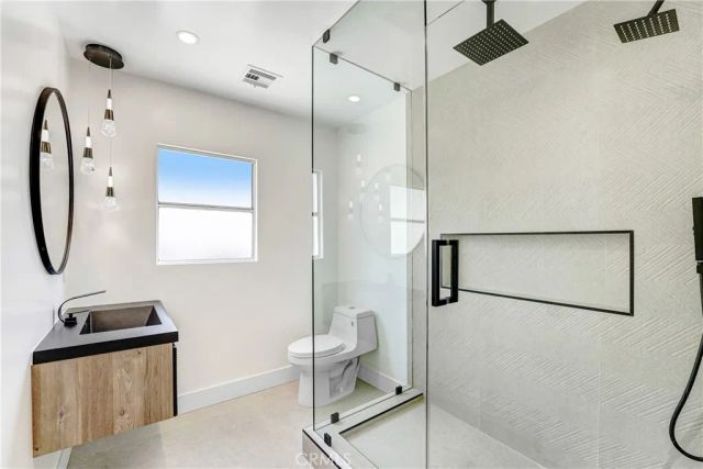 6722 Katherine Avenue, Van Nuys, CA 91405
