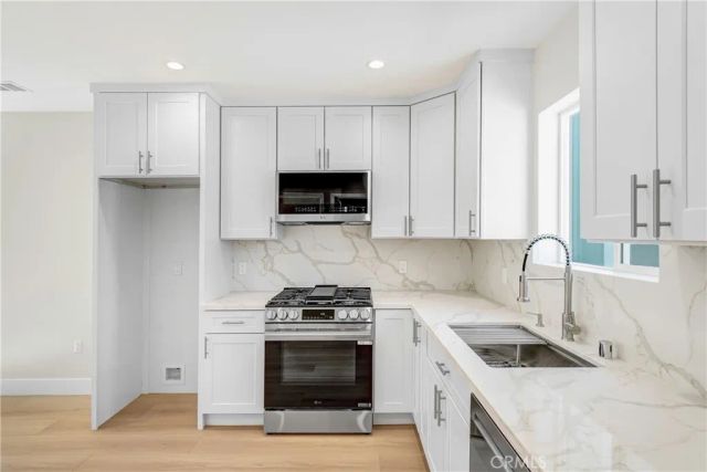 6722 Katherine Avenue, Van Nuys, CA 91405