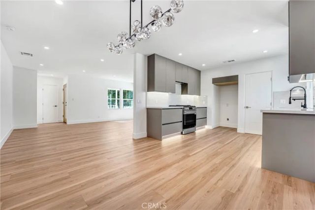 6722 Katherine Avenue, Van Nuys, CA 91405