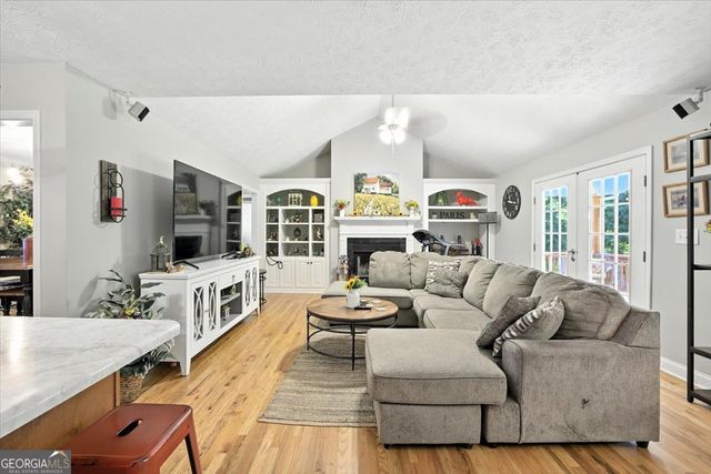 509 Aarons Circle, Gray, GA 31032