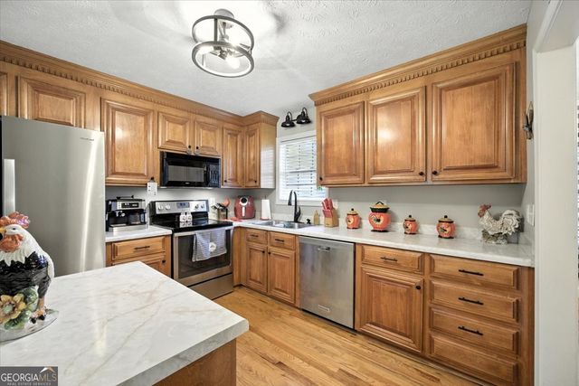 509 Aarons Circle, Gray, GA 31032