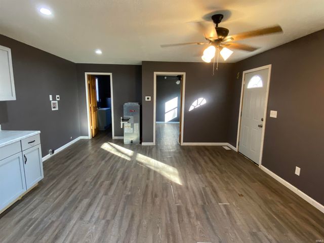 1681 Pumphouse Road, Mitchell, IN 47446