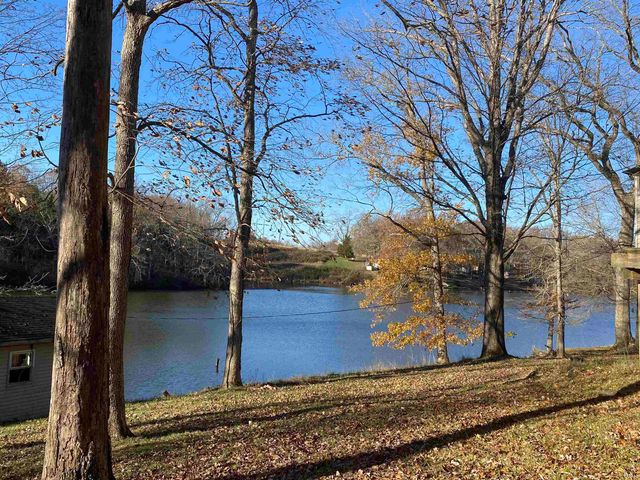 1681 Pumphouse Road, Mitchell, IN 47446