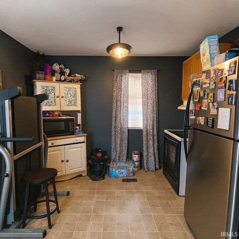 1681 Pumphouse Road, Mitchell, IN 47446