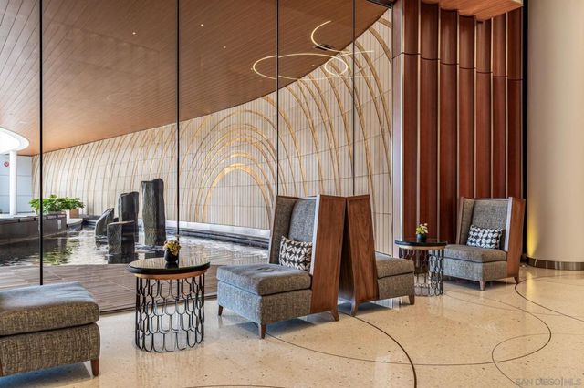 888 W E Street 2003, San Diego, CA 92101