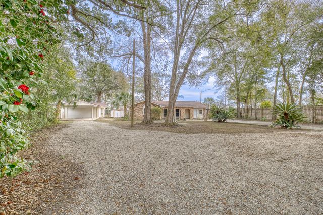 295 Garden Street, Crestview, FL 32536