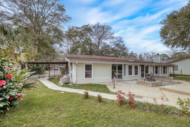 295 Garden Street, Crestview, FL 32536