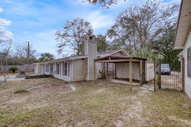 295 Garden Street, Crestview, FL 32536