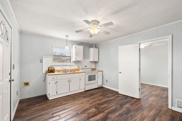 295 Garden Street, Crestview, FL 32536